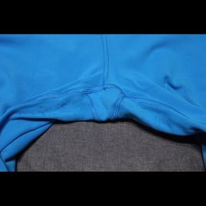 Lululemon reversible crops